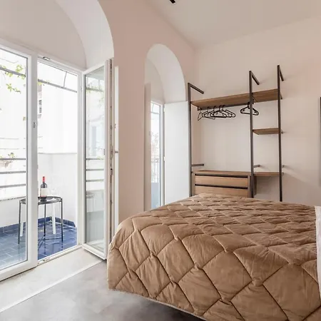Mag 179 Bed & Apartman *